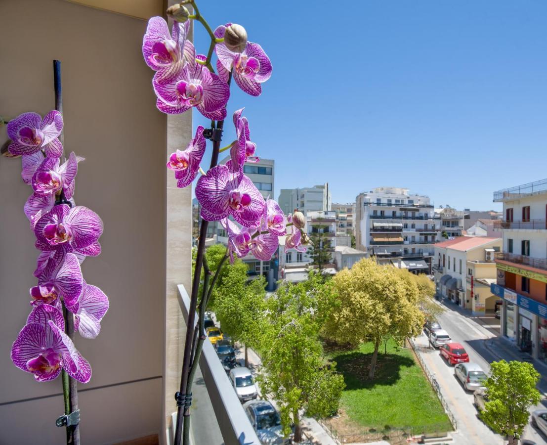 M City Hotel Chania  Exterior foto